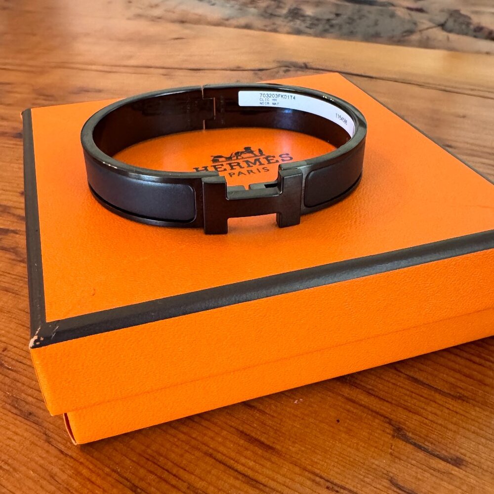 Hermes Clic HH So Black bracelet